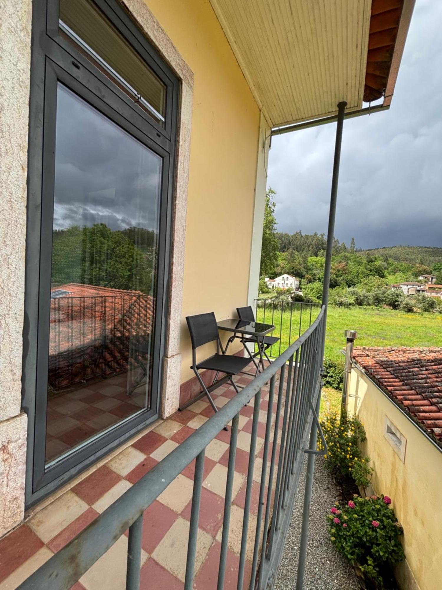 Góis Casa Joya Bed & Breakfast エクステリア 写真
